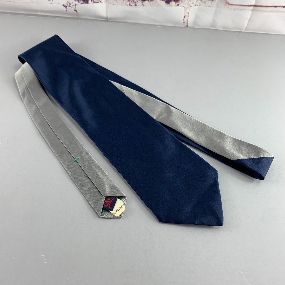 Tommy Hilfiger Men's Tie 4' x 60" New